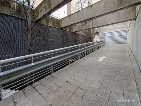 Garaje en calle del Mestizaje, 11